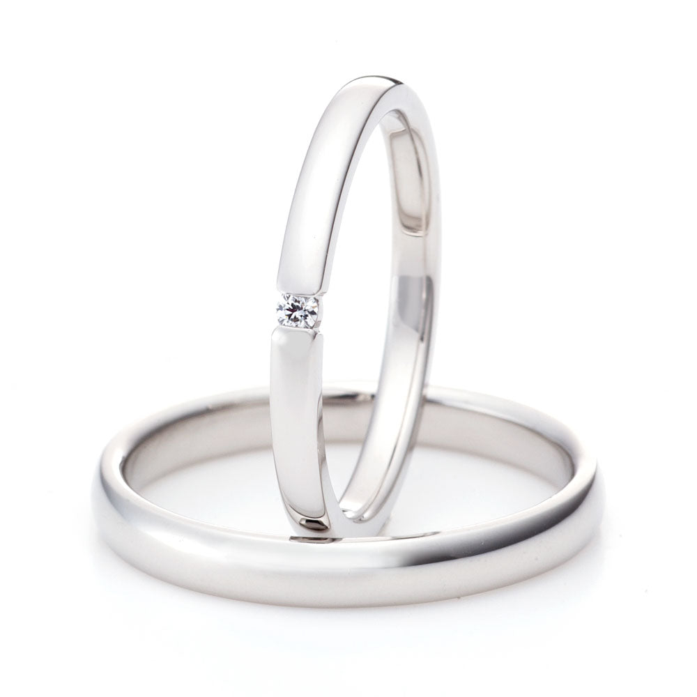 "Japanesestyle wedding ring （wedding band,marriage ring）from the Aglobe japan's ironoha collection.
Platinum900 wedding ring （wedding band,marriage ring） with simple and standard texture."
