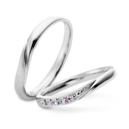 "cute,simple and standard wedding ring （wedding band,marriage ring）from the Aglobe japan's milk and strawberry collection.
Platinum900 wedding ring （wedding band,marriage ring） with luxury texture.
Natural and rare pink diamond set in wedding ring."