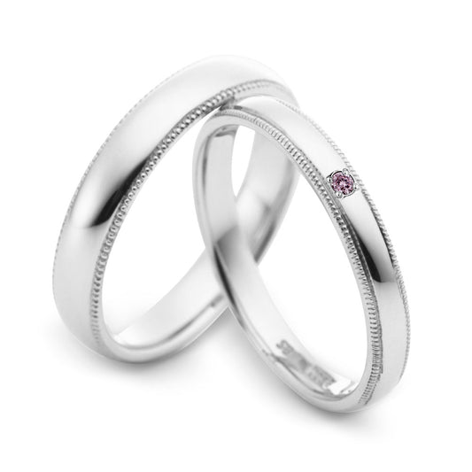 "cute,simple and standard wedding ring （wedding band,marriage ring）from the Aglobe japan's milk and strawberry collection.
Platinum900 wedding ring （wedding band,marriage ring） with luxury texture.
Natural and rare pink diamond set in wedding ring."